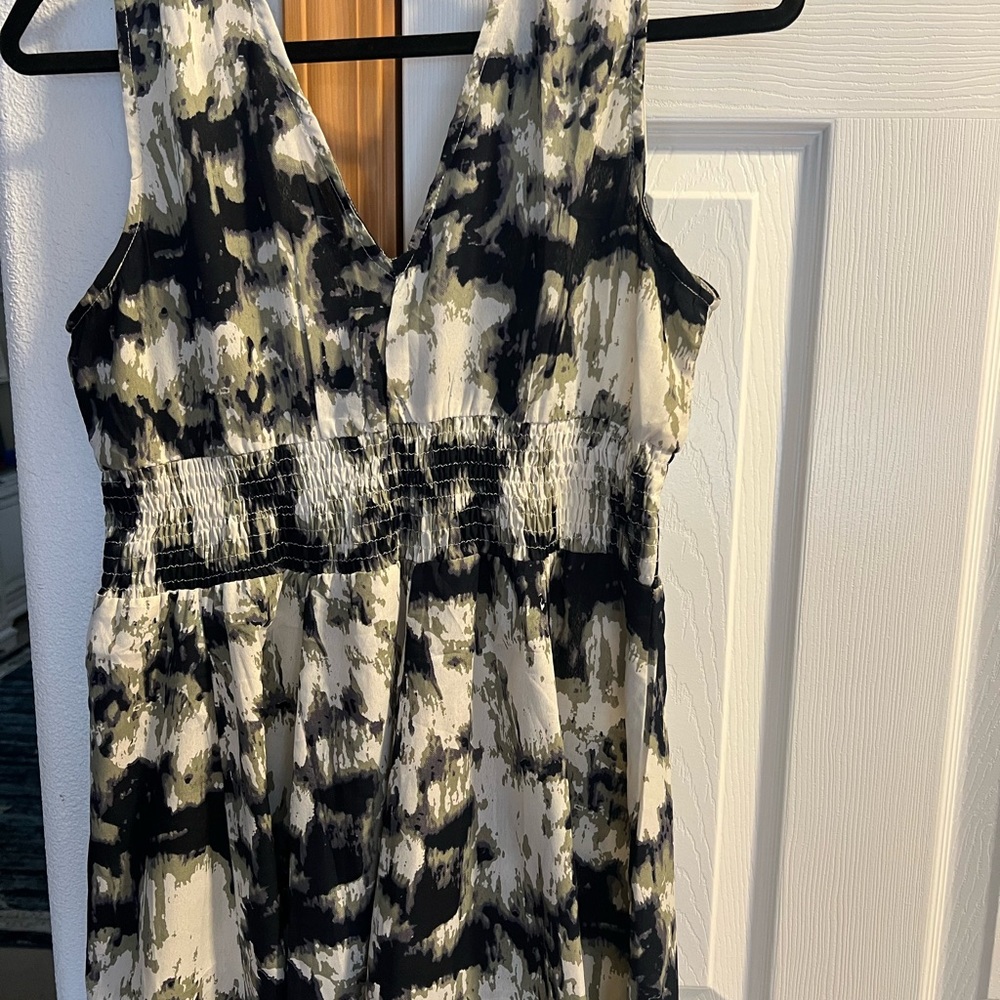 TC Black and Cream Patterned Midi Dress